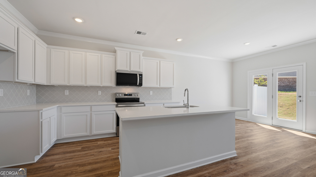 1408 Gray Branch Drive Property Photo 4