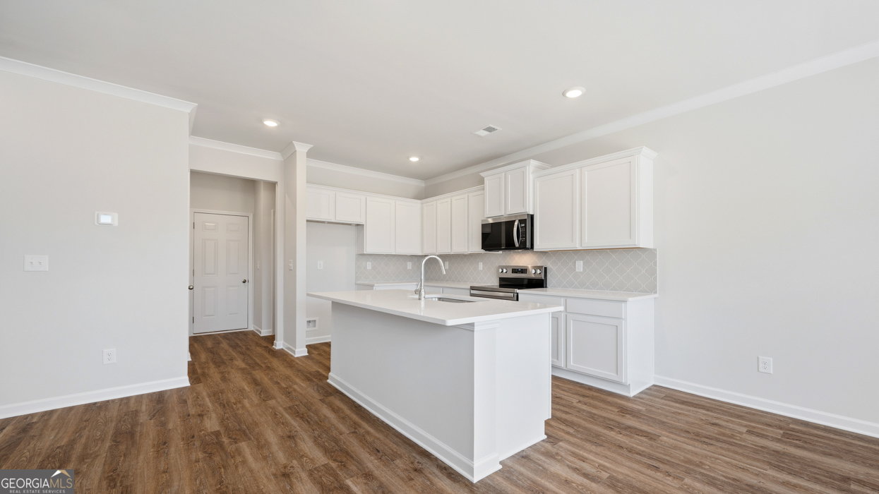 1408 Gray Branch Drive Property Photo 8