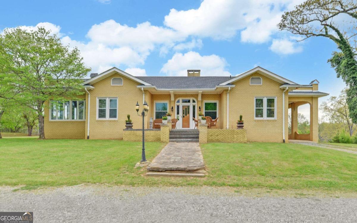 2465 Blue Ridge Drive Property Photo 1