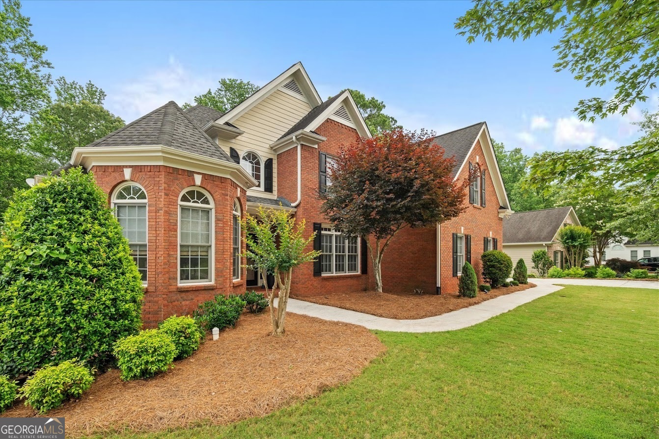 1012 Chestnut Creek Drive Property Photo 2