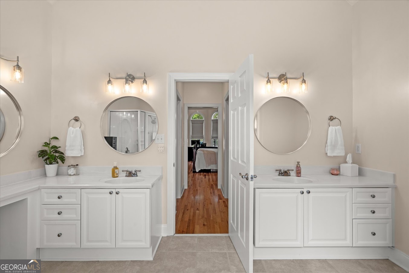 1012 Chestnut Creek Drive Property Photo 25