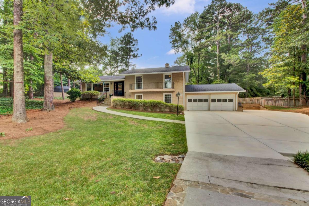 4794 Glenbonnie Court Property Photo 1
