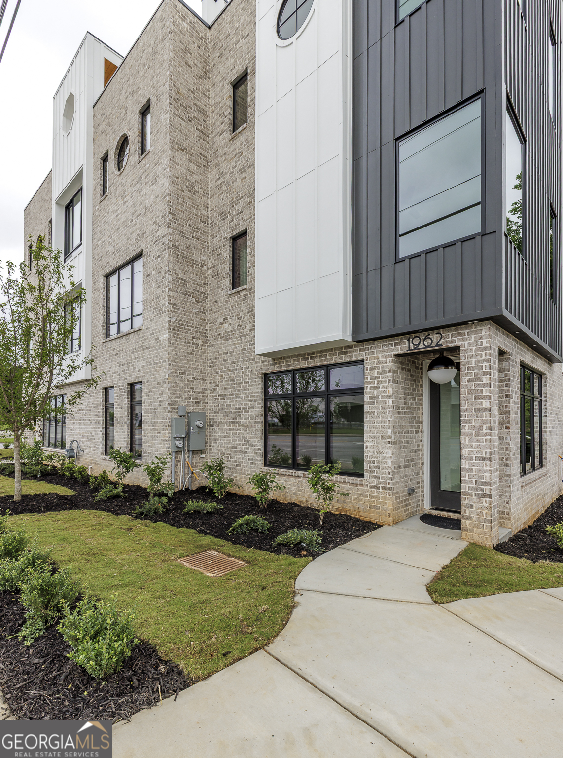 1962 8th Street
