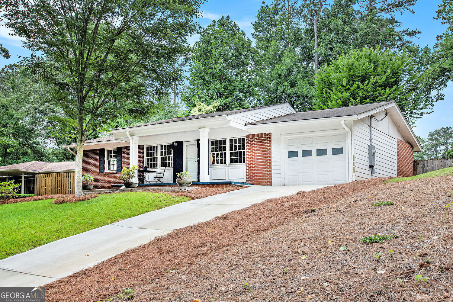 3880 Admiral Drive Property Photo 1