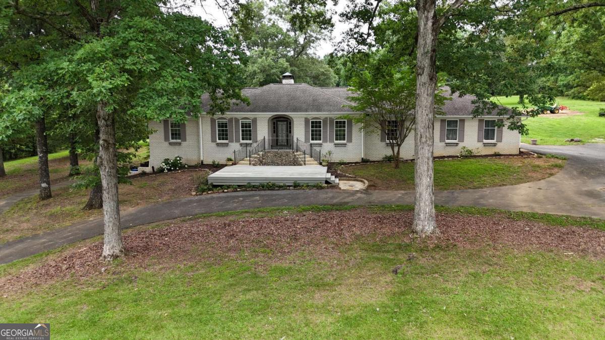 400 Simpson Road Ne Property Photo 1