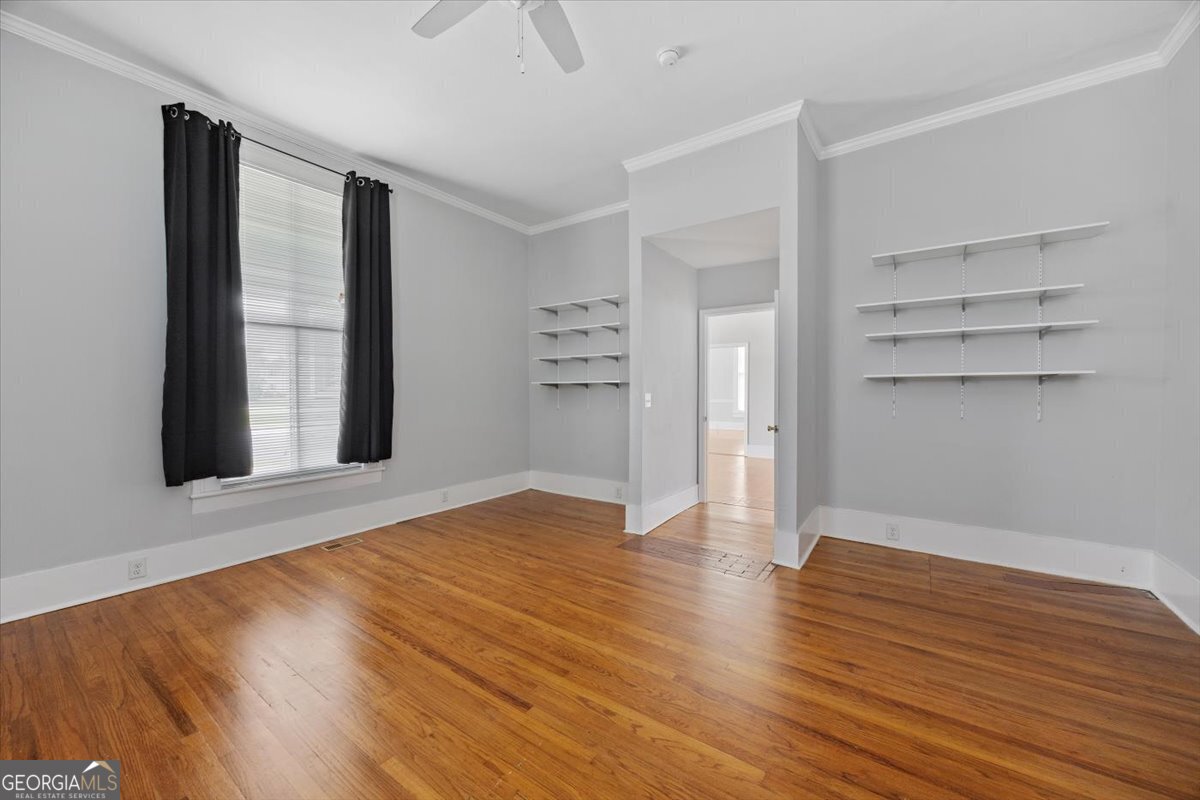 102 E Johnston Street Property Photo 16