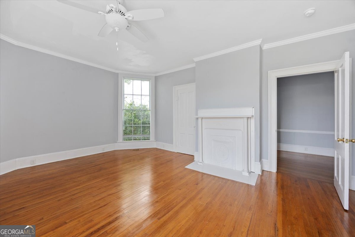 102 E Johnston Street Property Photo 19