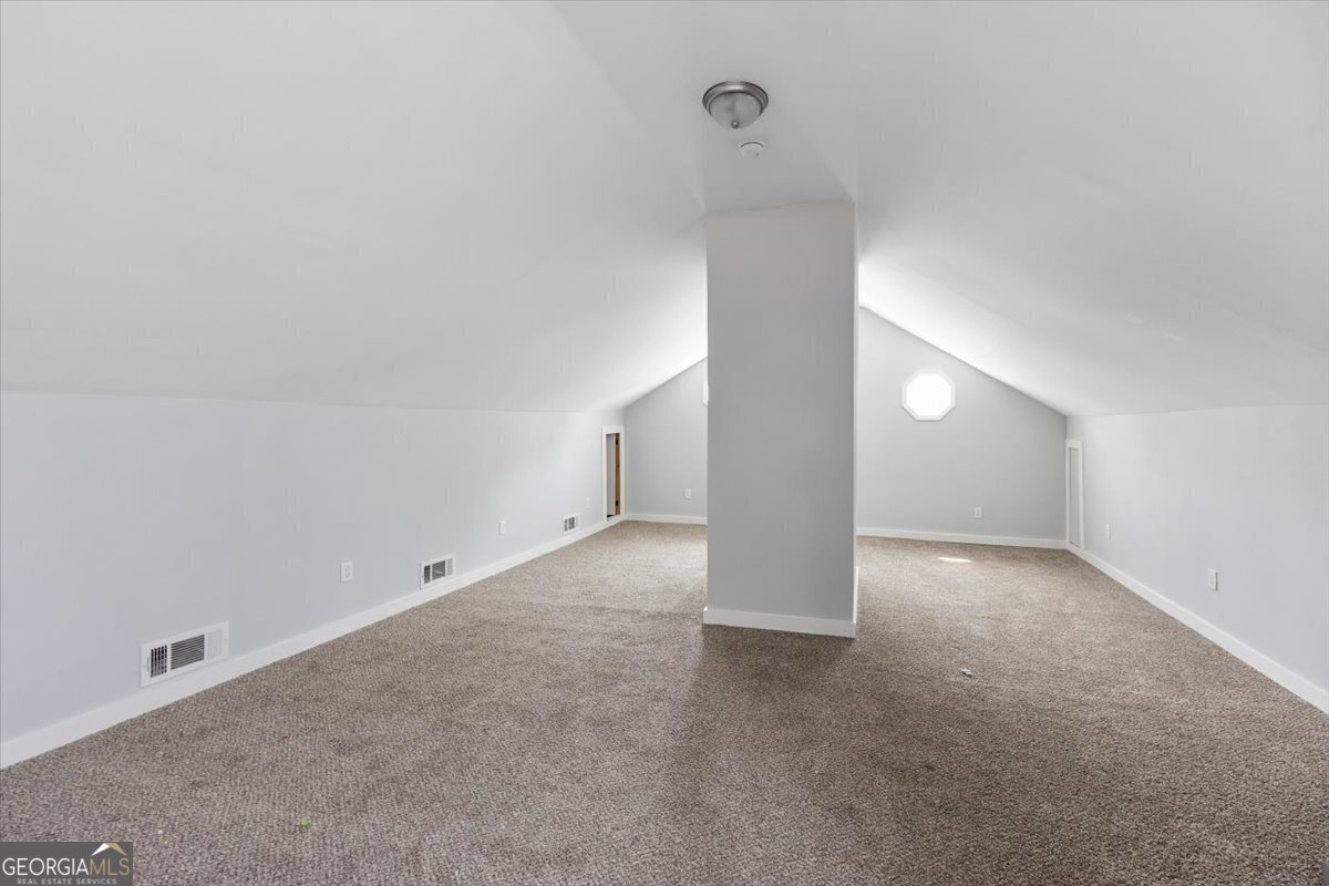 102 E Johnston Street Property Photo 20