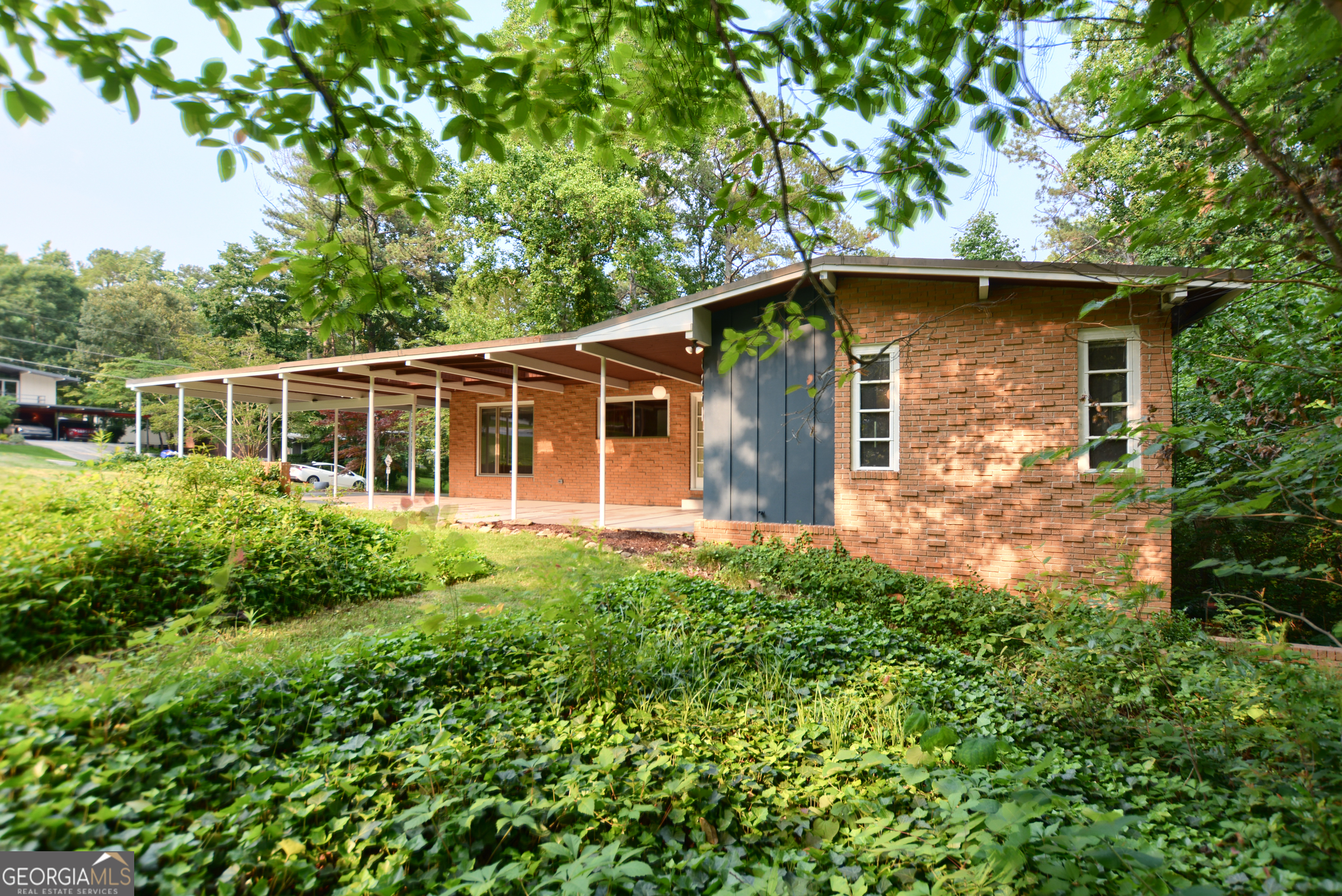 3861 Foxford Drive Property Photo 1