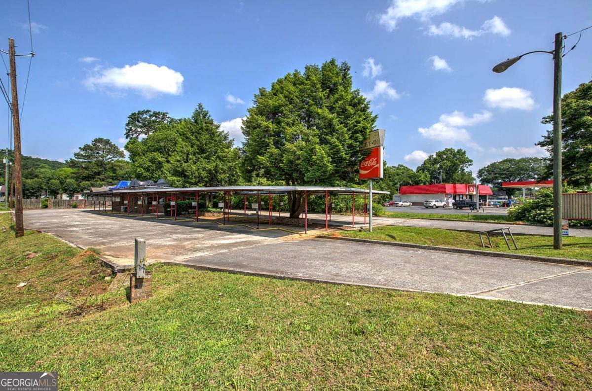 676 Highway 114 Property Photo 2