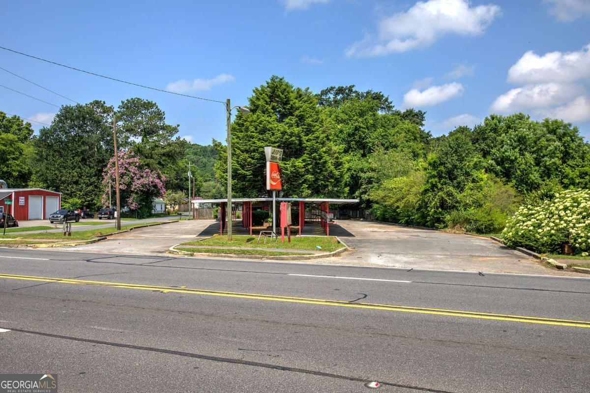 676 Highway 114 Property Photo 3