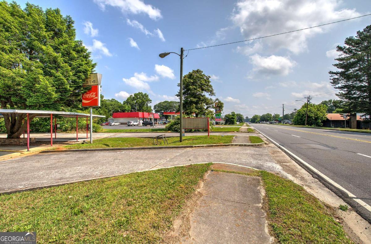 676 Highway 114 Property Photo 4
