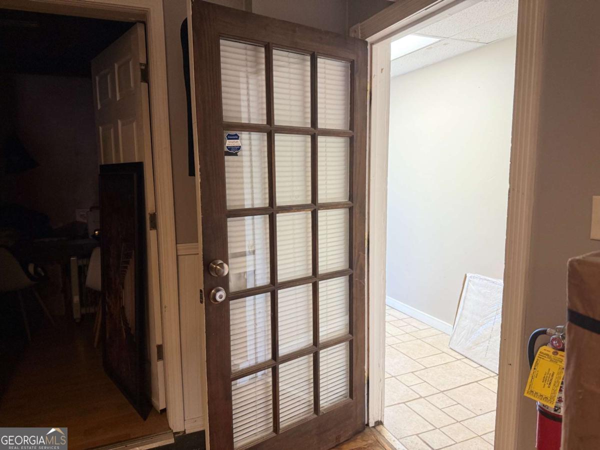 923 Commercial Street Ne Property Photo 12