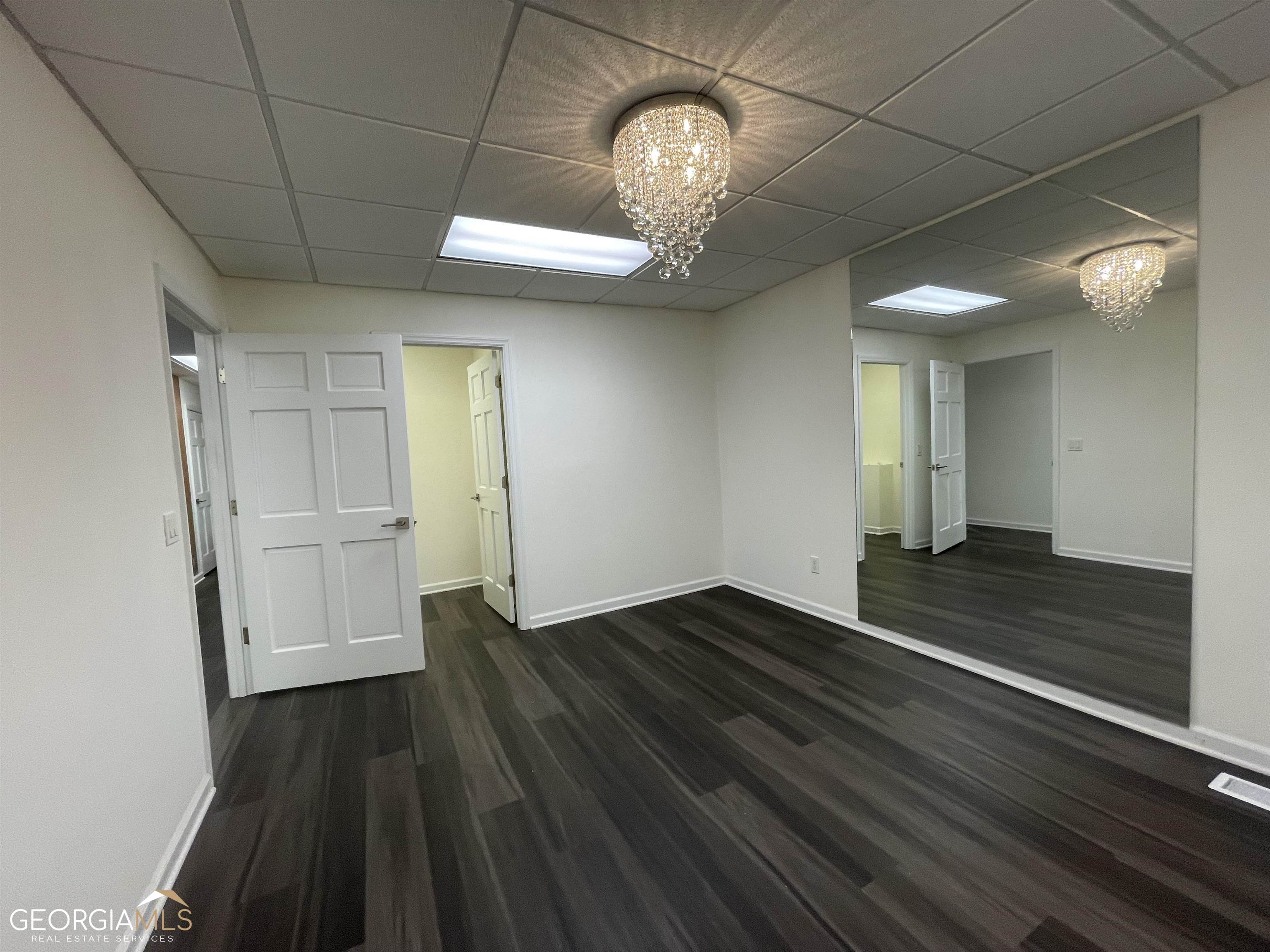 105 S Jefferson Avenue Property Photo 21