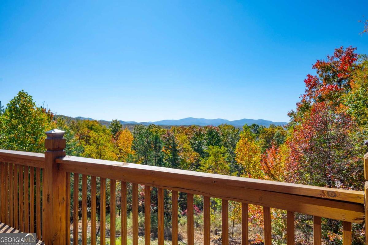 192 Oak Ridge Way Property Photo 10
