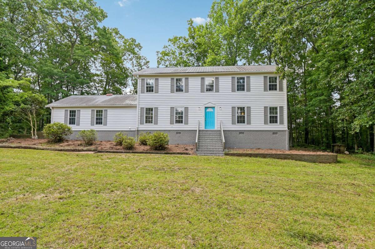 56 Carlane Circle Property Photo 1