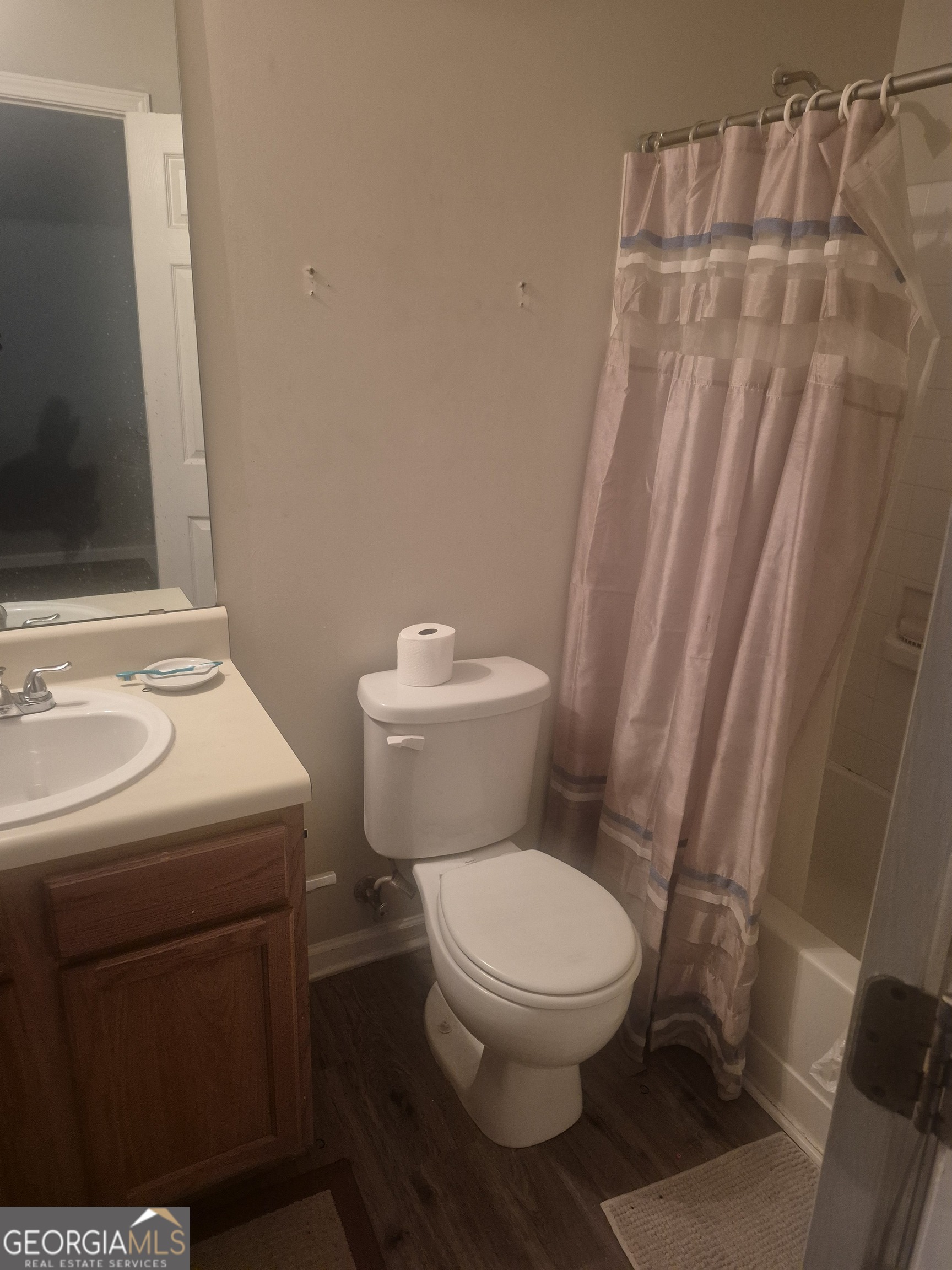 2289 Strathmoor Manor Drive Property Photo 11