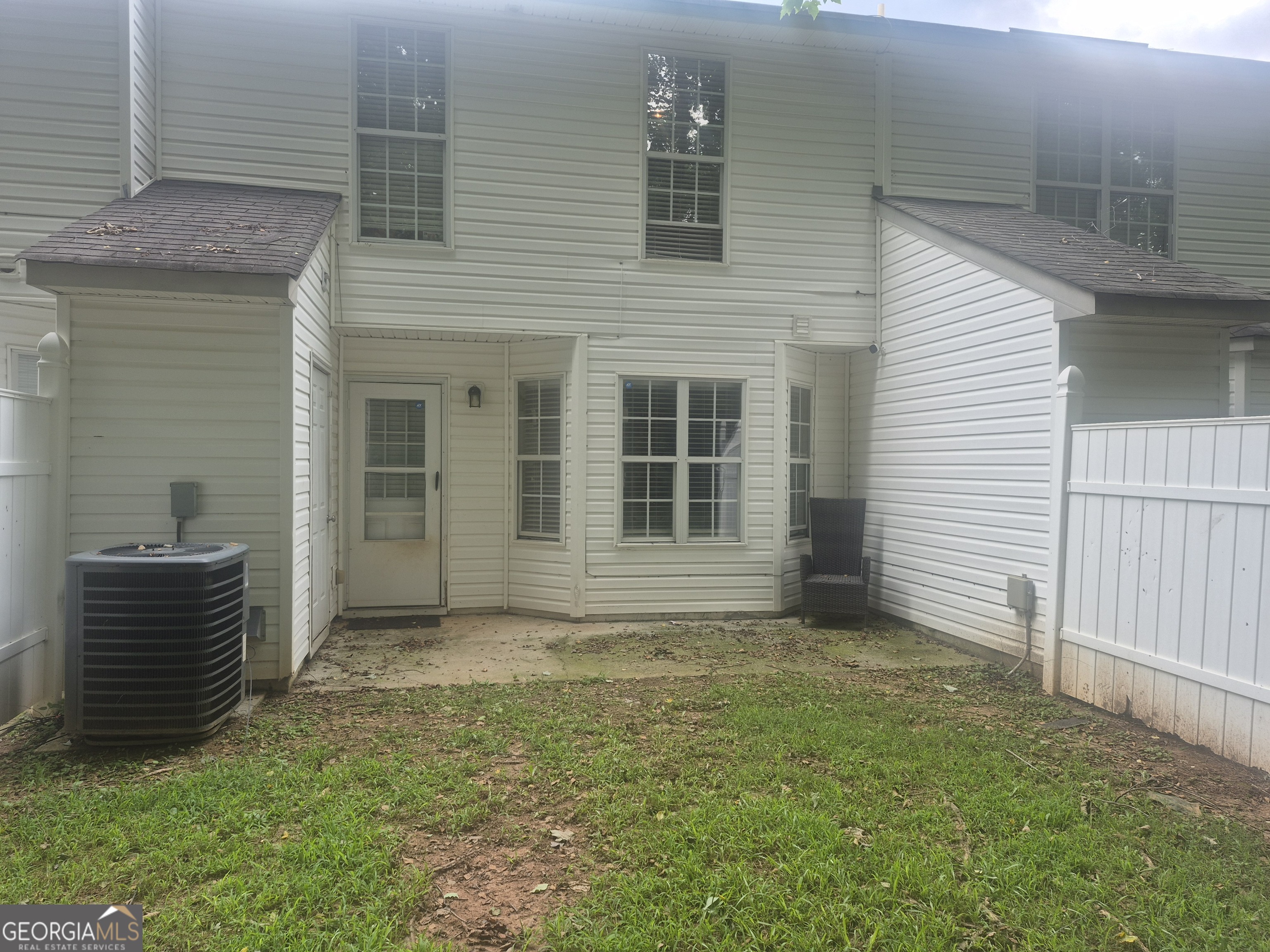2289 Strathmoor Manor Drive Property Photo 12