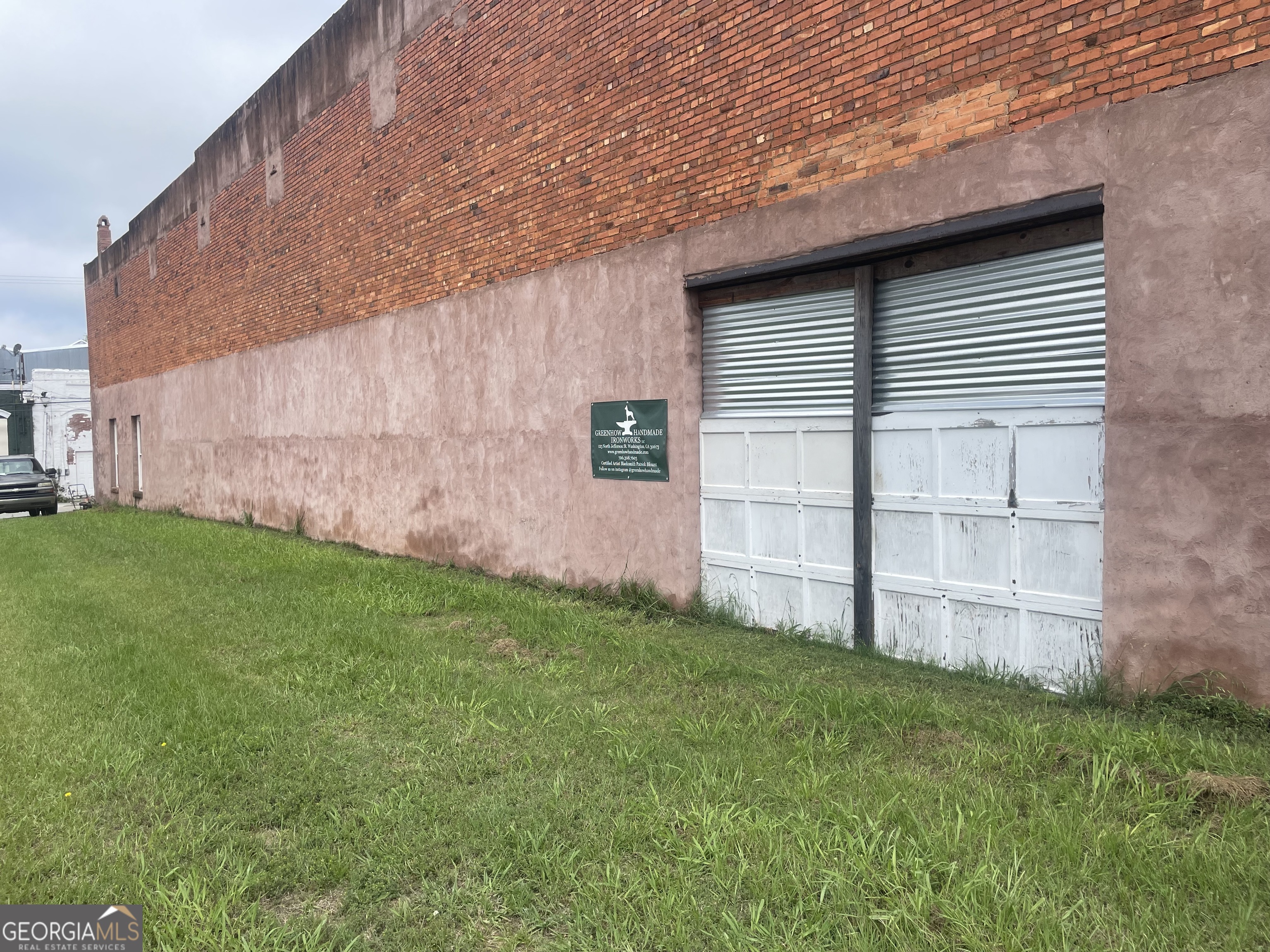 123 N Jefferson Street Property Photo 3