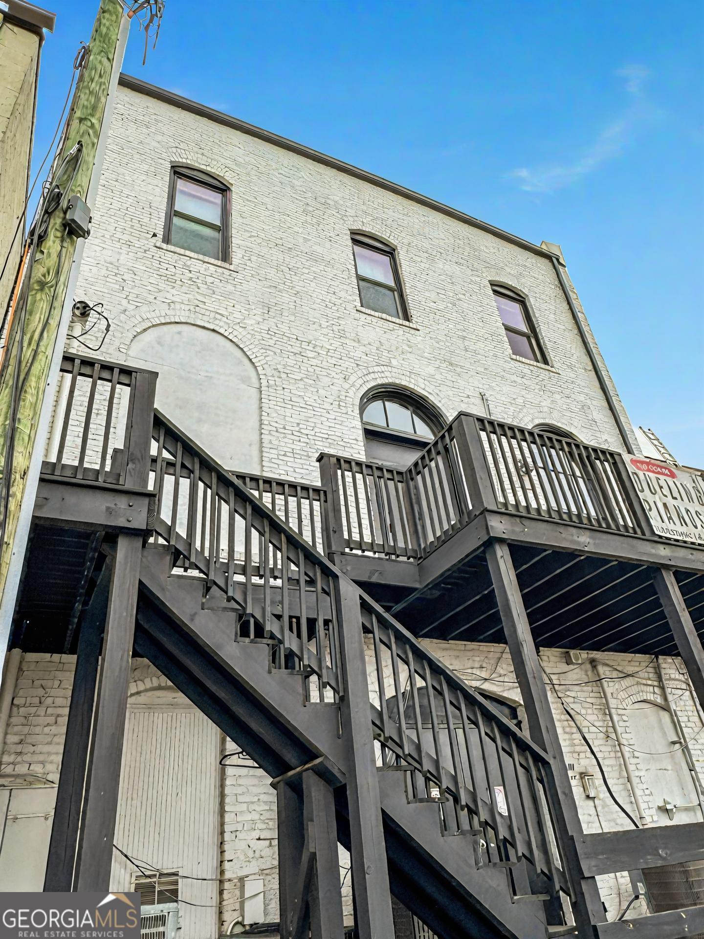 37 E Main Street Property Photo 5