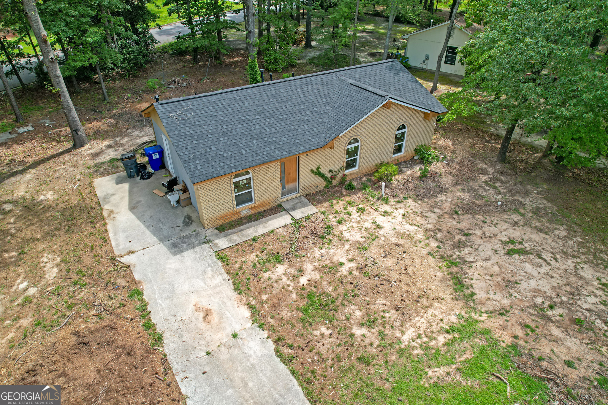 6010 Fieldcrest Drive Property Photo 1