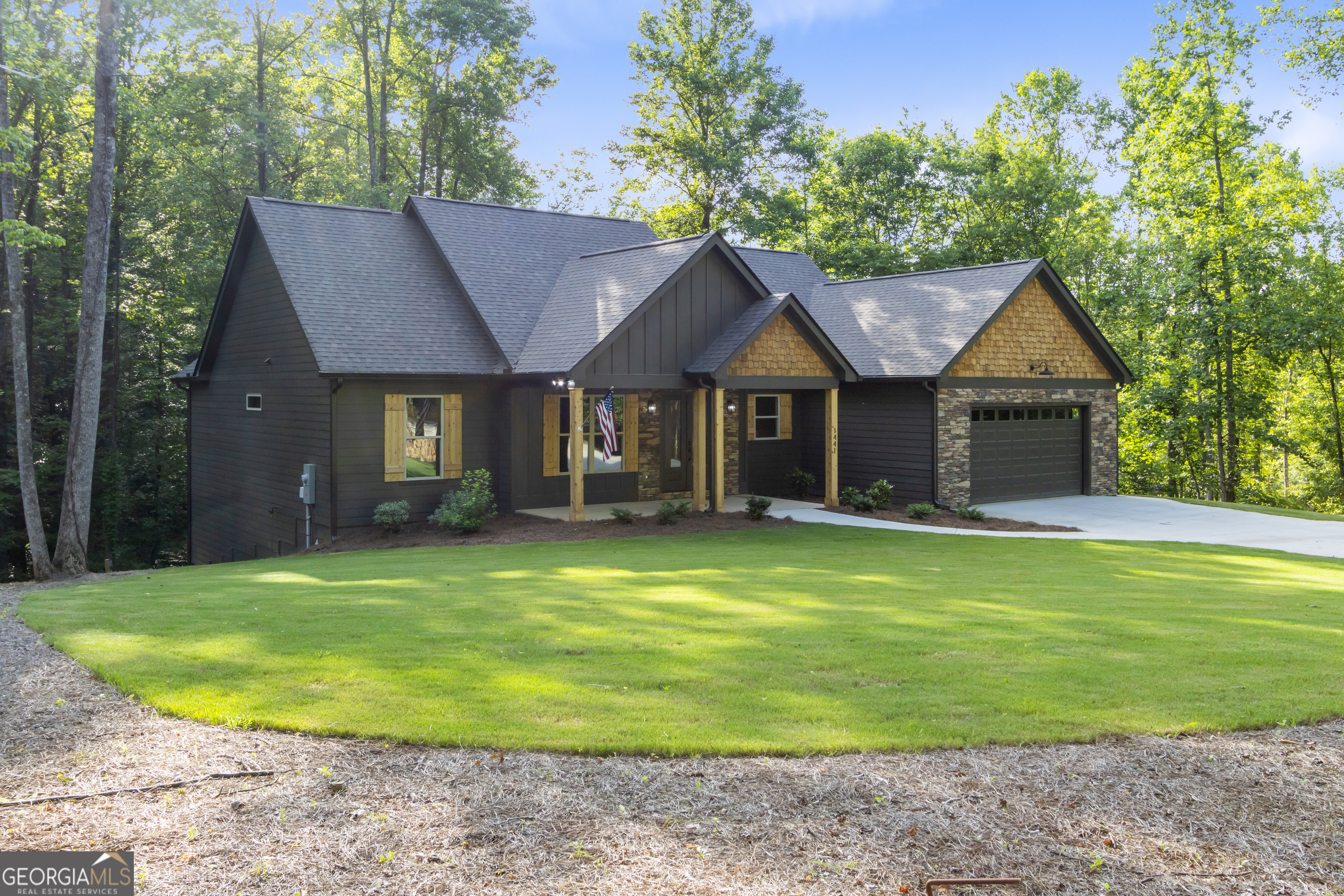 1441 Whitestone Road Property Photo 1