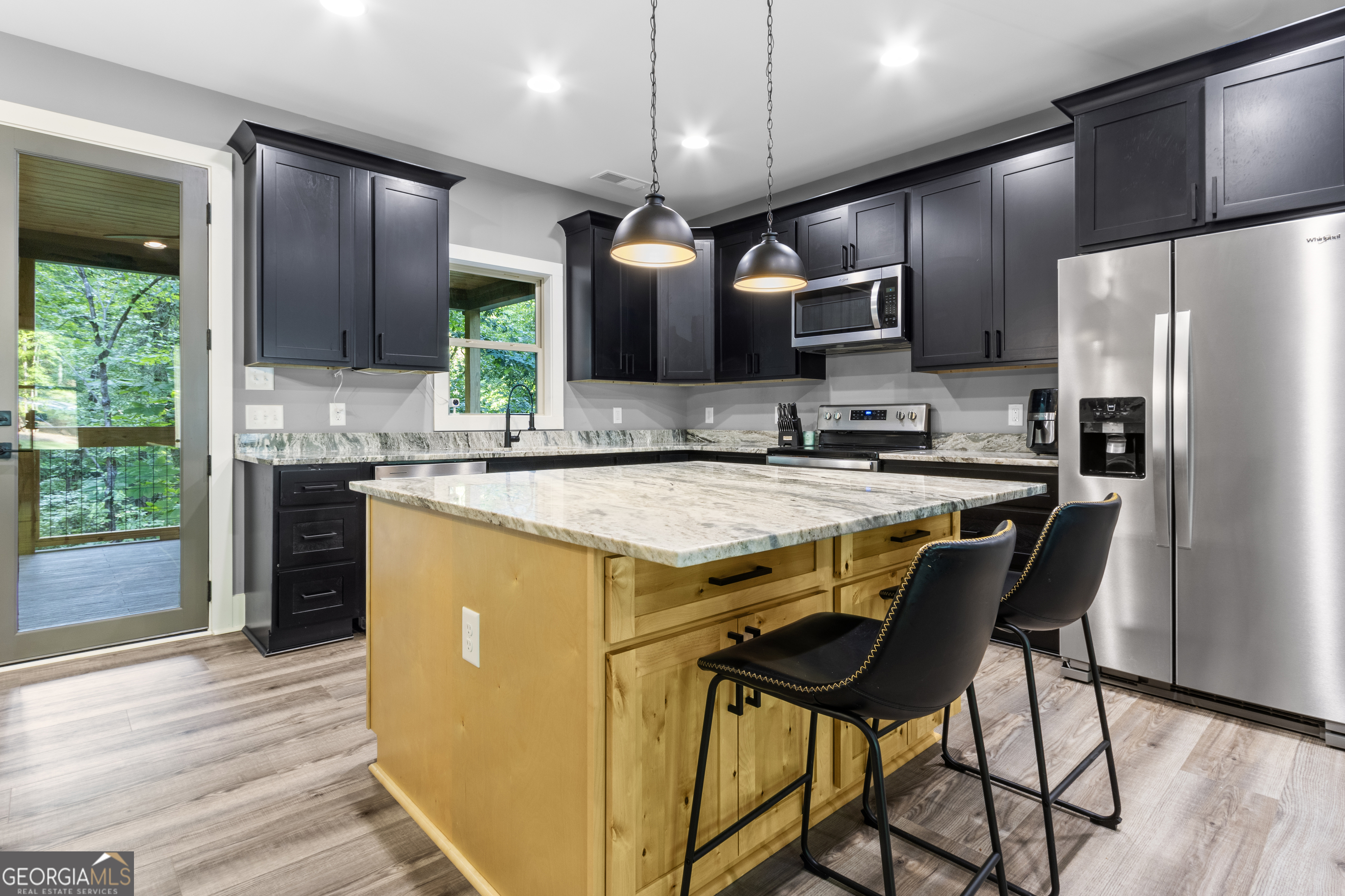 1441 Whitestone Road Property Photo 8