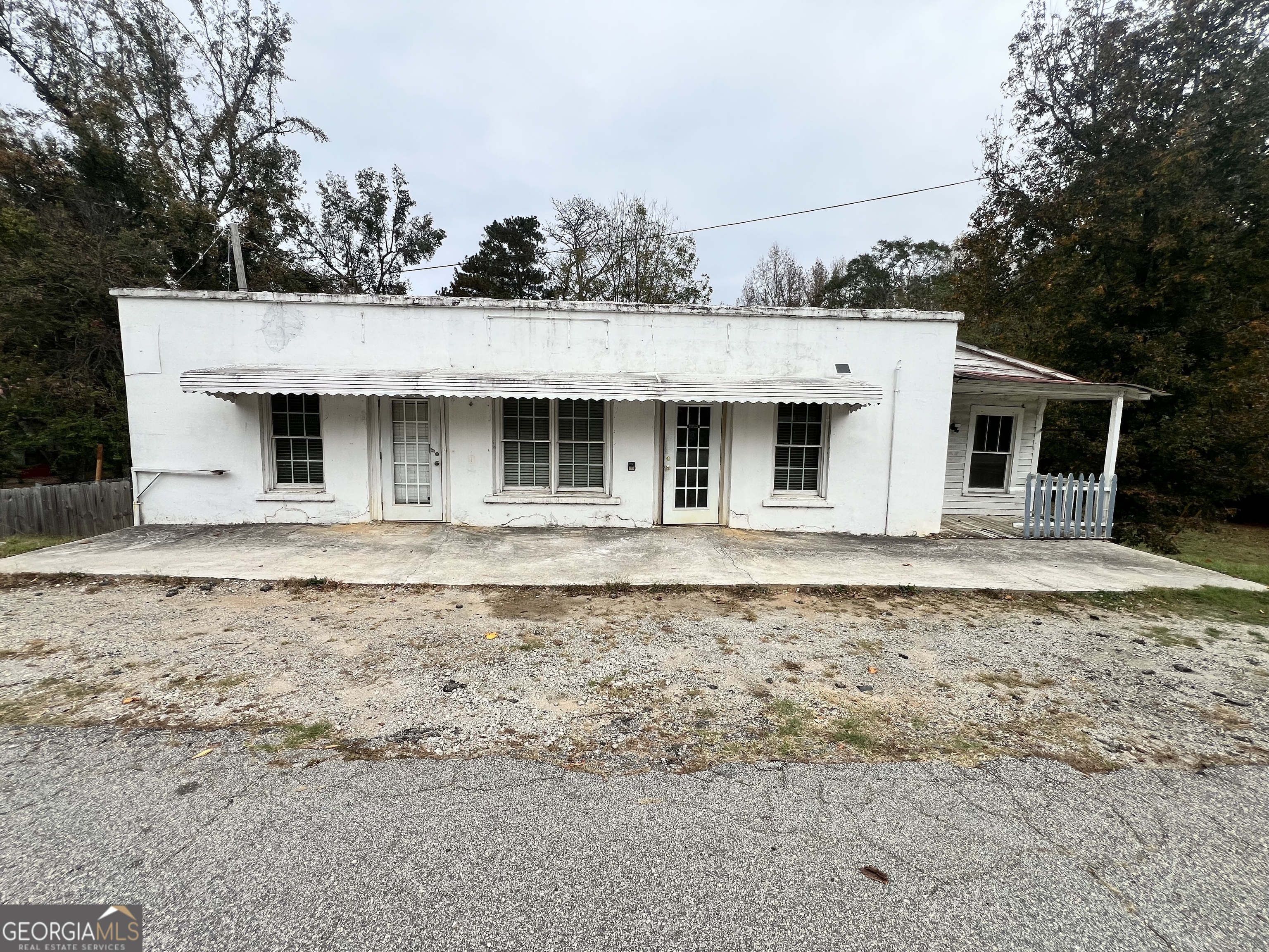 1265 Highway 16 W Property Photo 1
