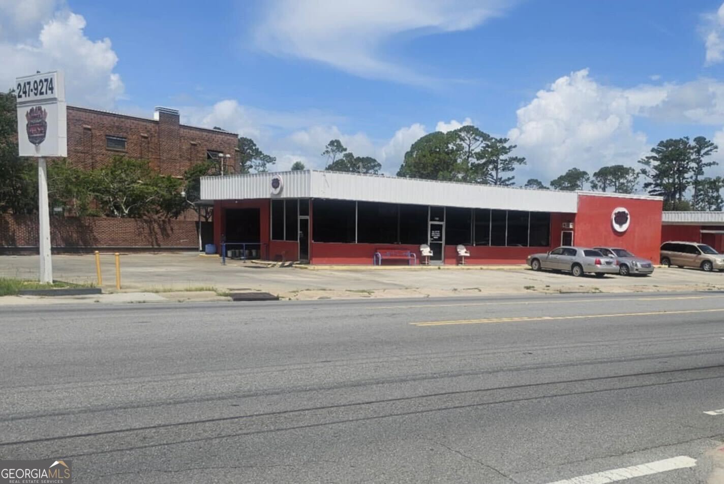 1000 N Ashley Street Property Photo 1