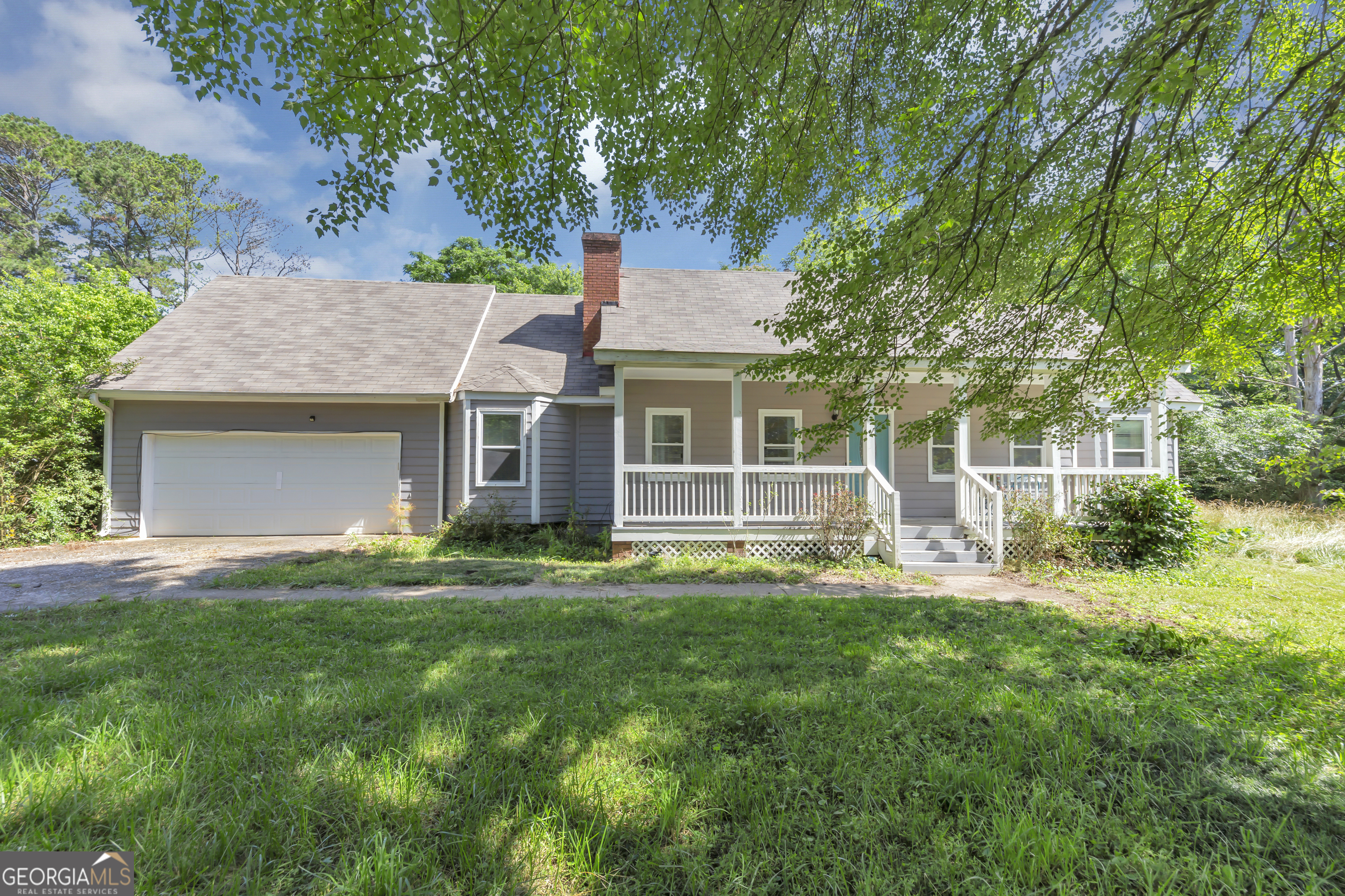 6744 Rockbridge Road Property Photo 1