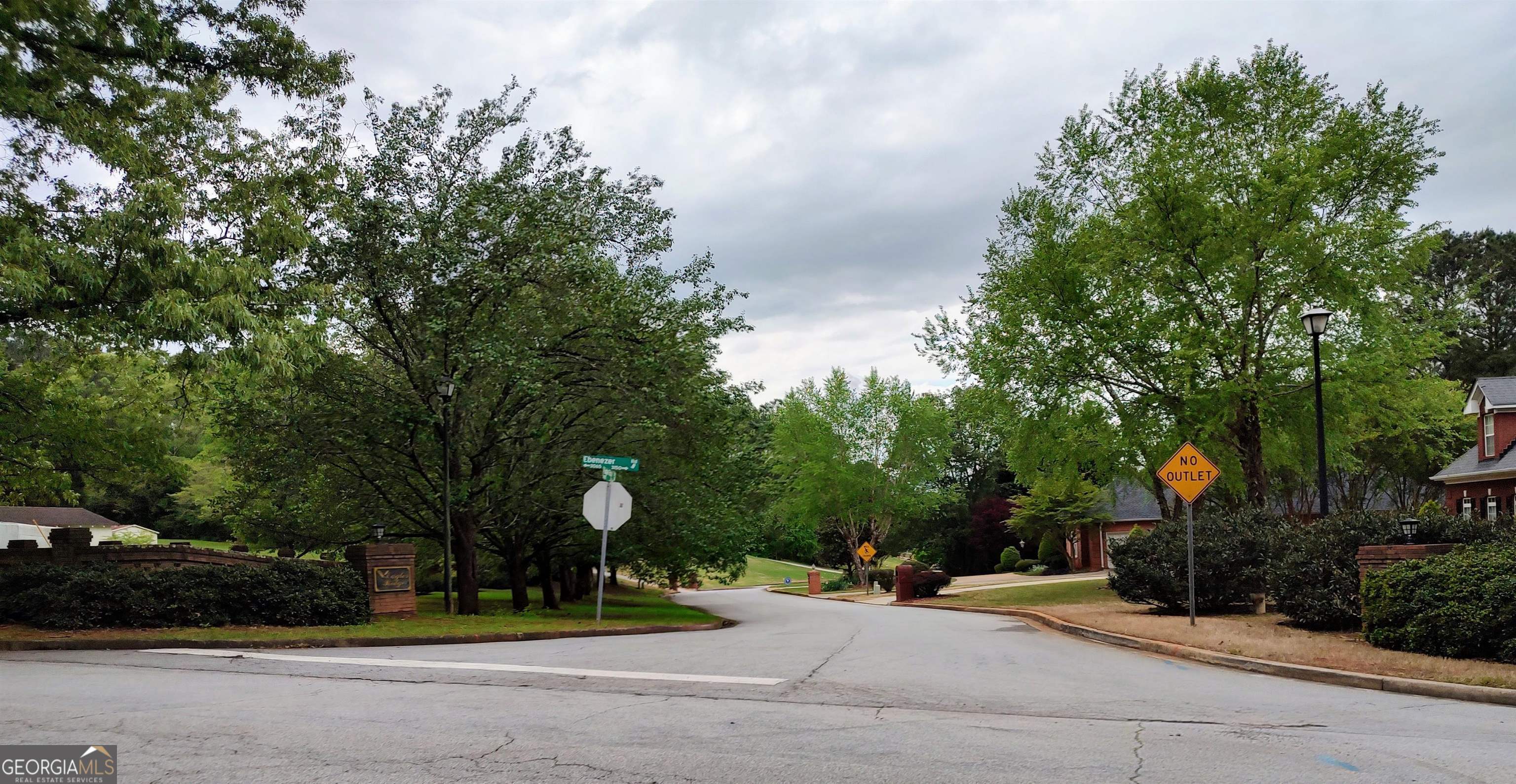 2020 Eagle Ridge Drive Property Photo 1