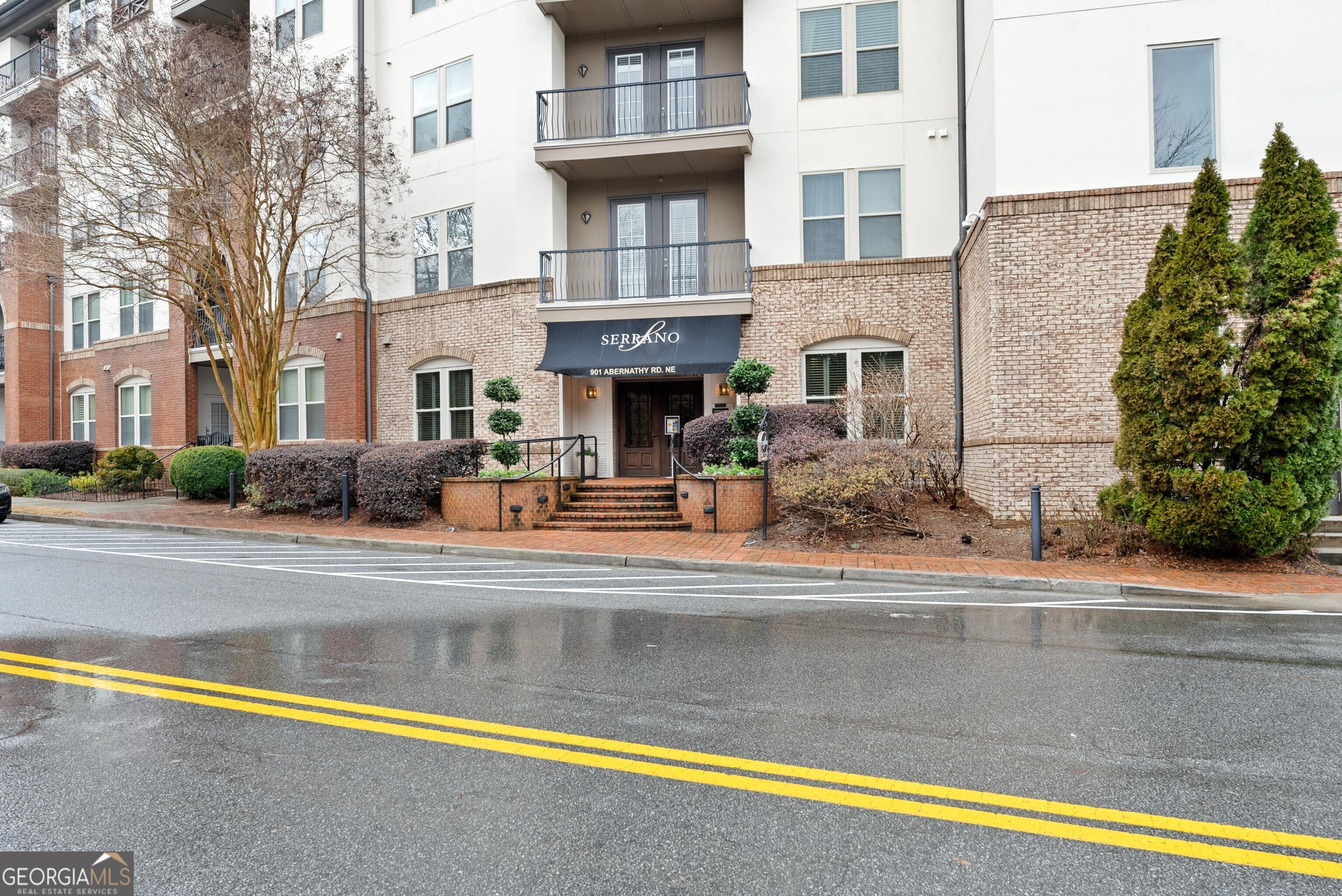 901 Abernathy Road Ne # 5140 Property Photo 1