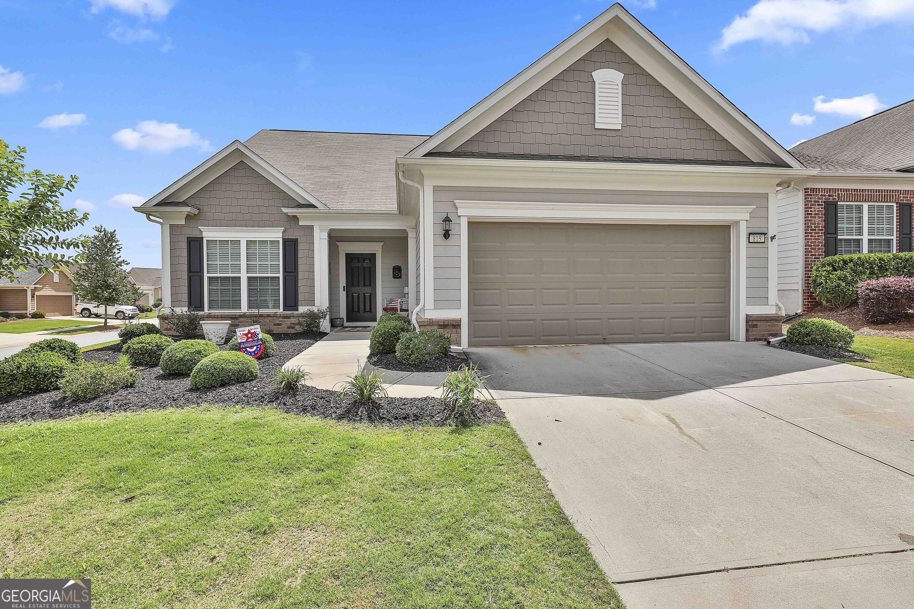 819 Firefly Court Property Photo 1