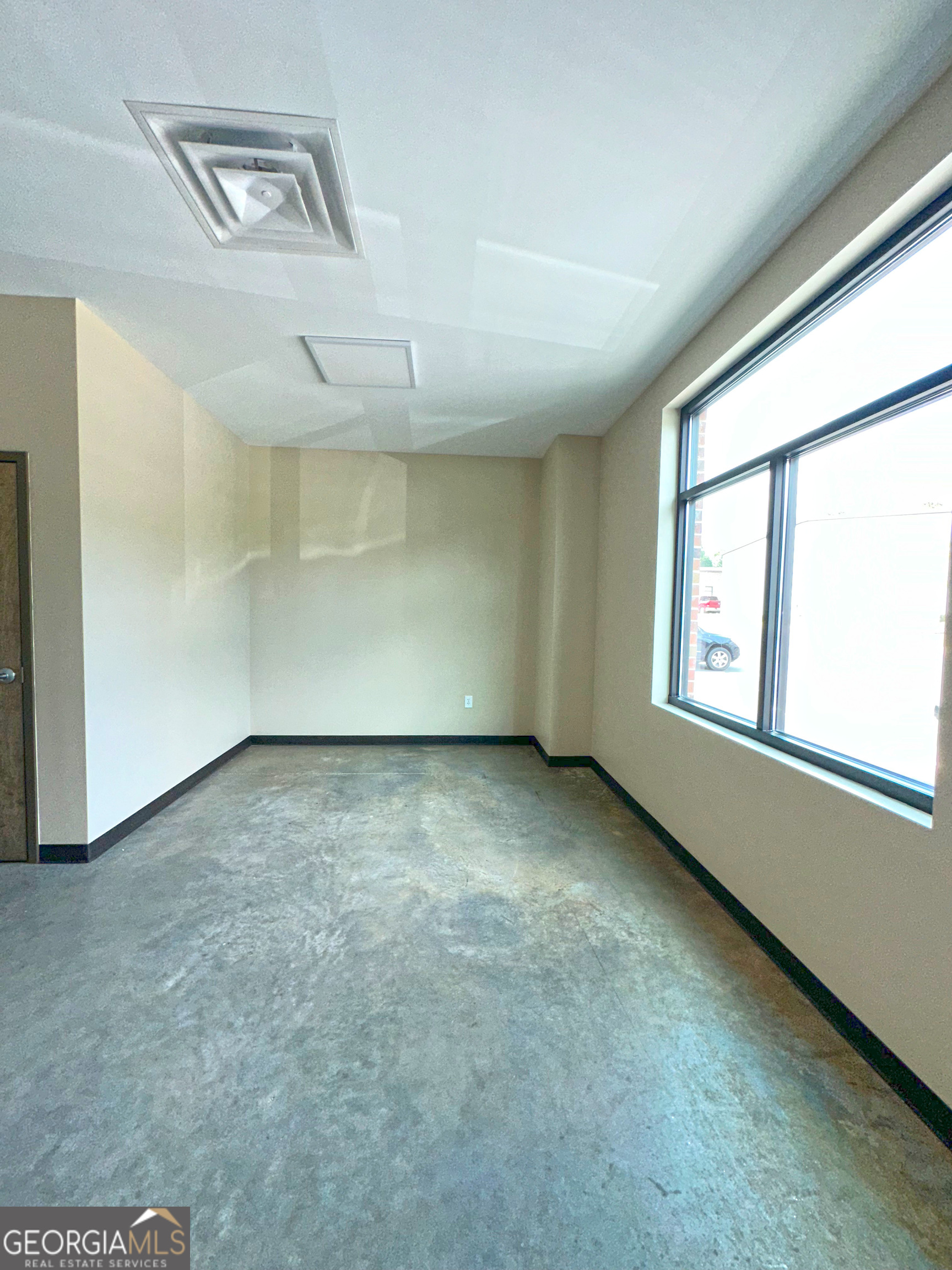 1071 Jamestown Boulevard # 503 Property Photo 6