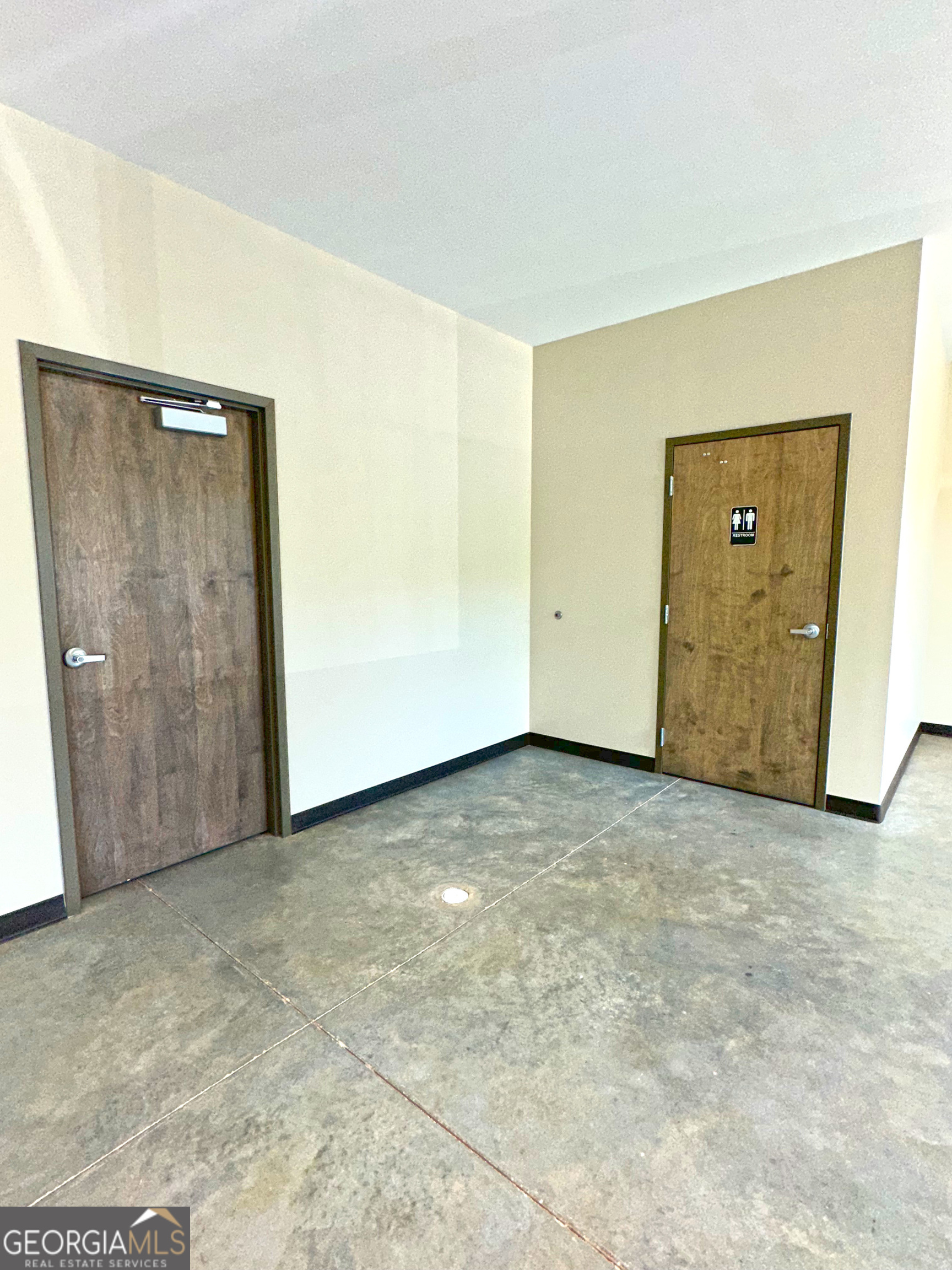 1071 Jamestown Boulevard # 503 Property Photo 9