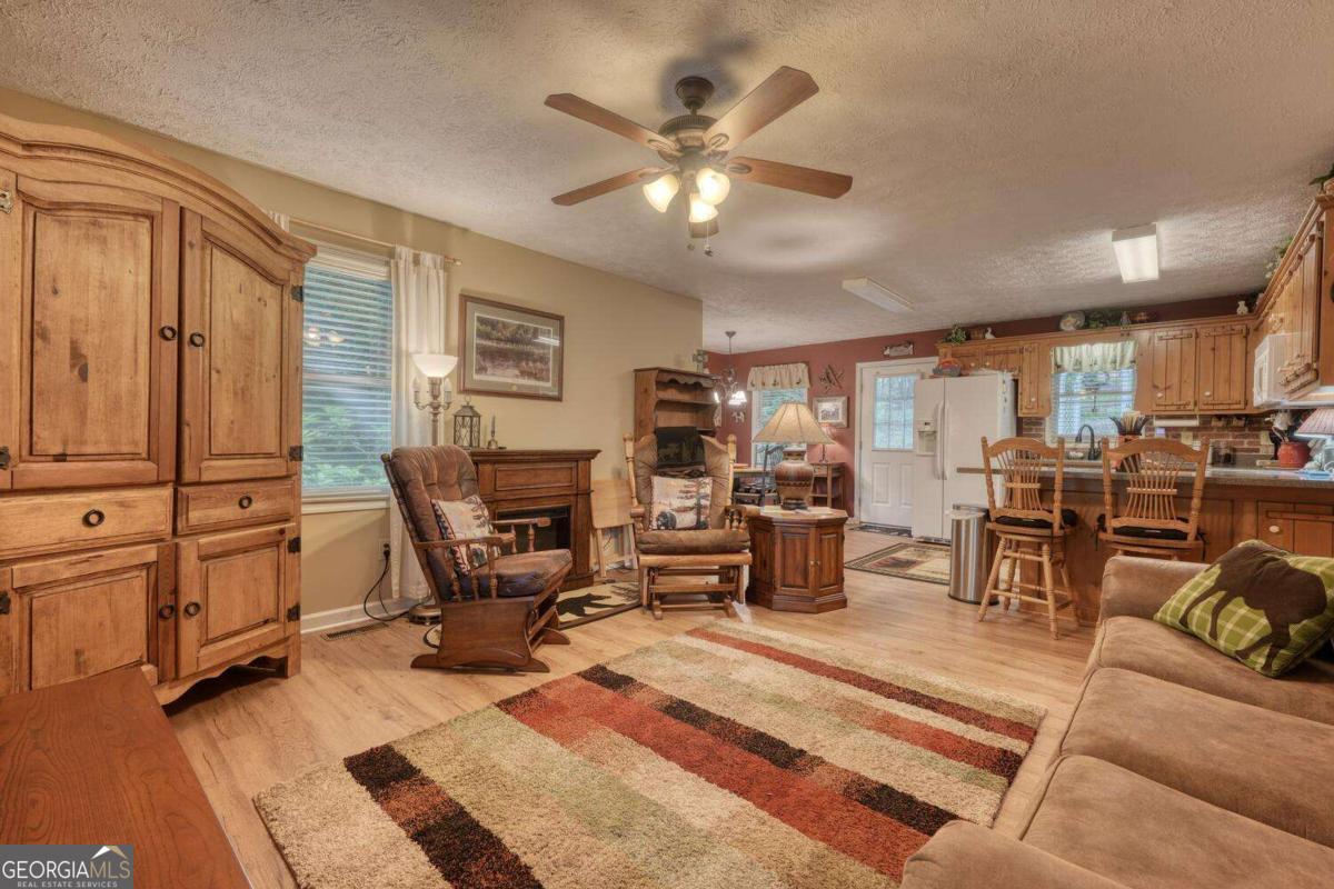 2284 Lovingood Road # 5 Property Photo 3