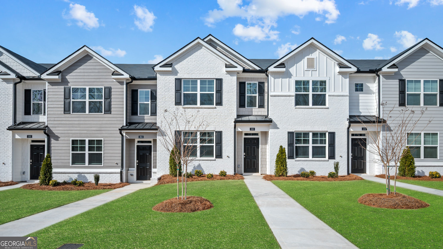 348 Sound Circle Property Photo 1