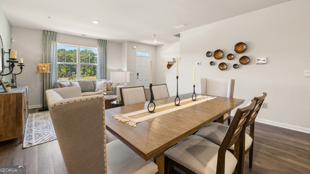 348 Sound Circle Property Photo 9