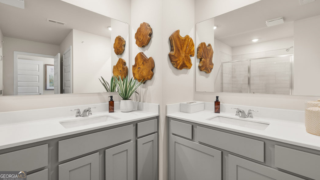 348 Sound Circle Property Photo 16