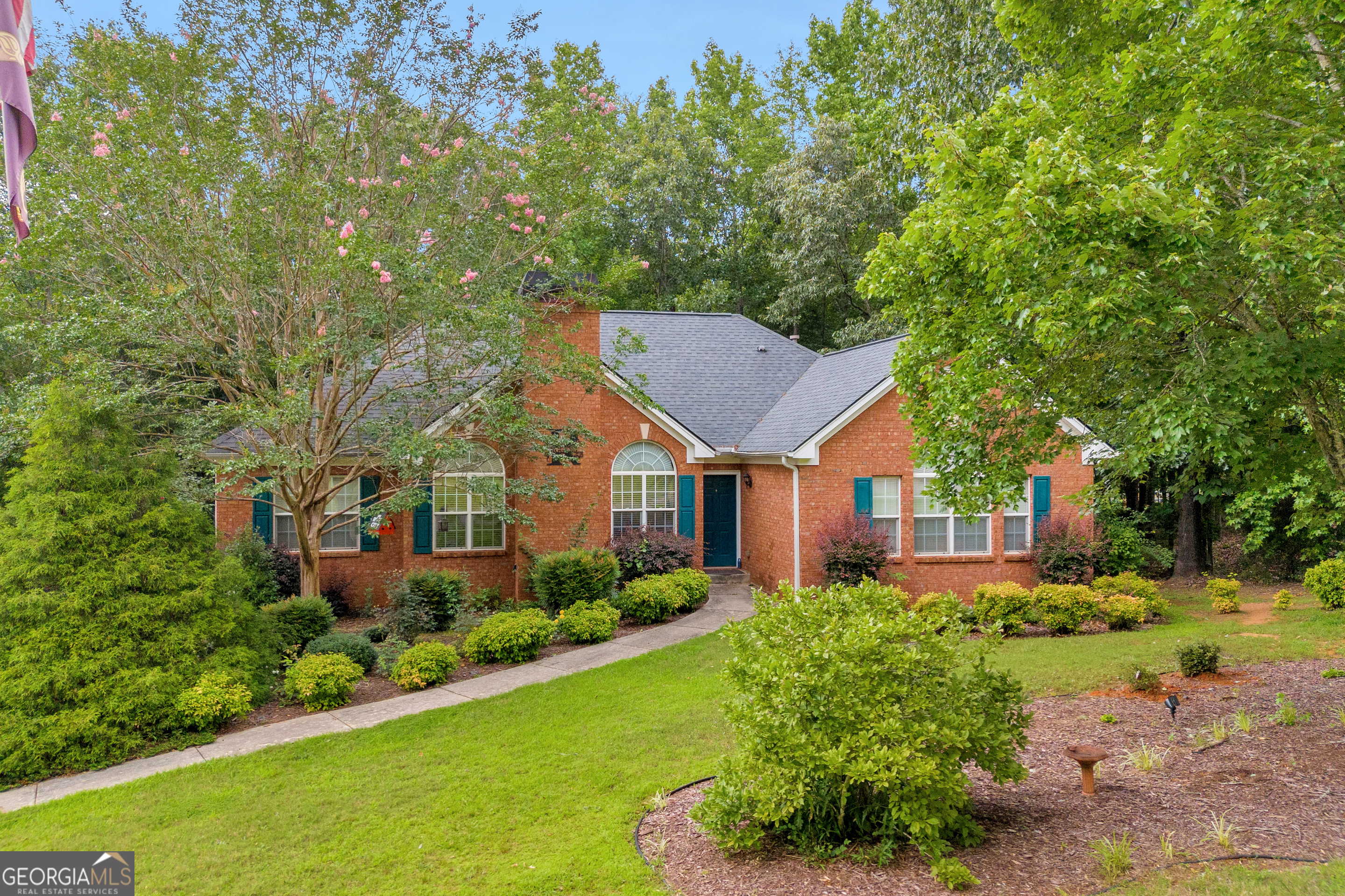 199 Millwood Drive Property Photo 1