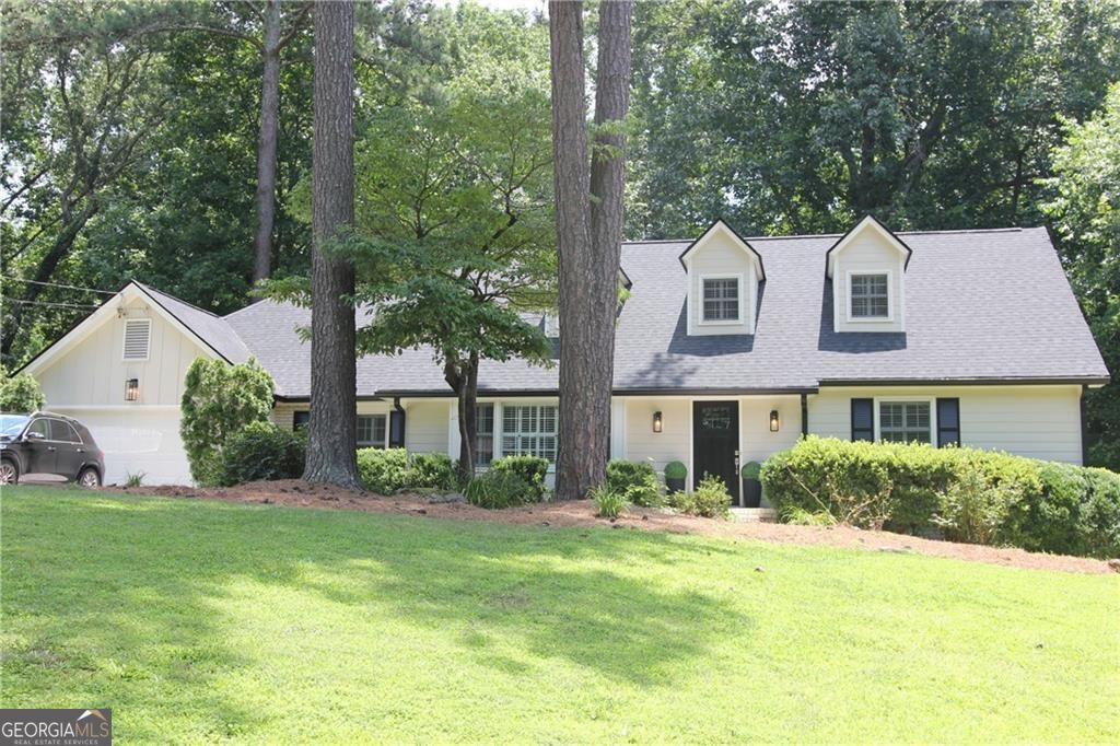 229 Devonwood Drive Property Photo 1