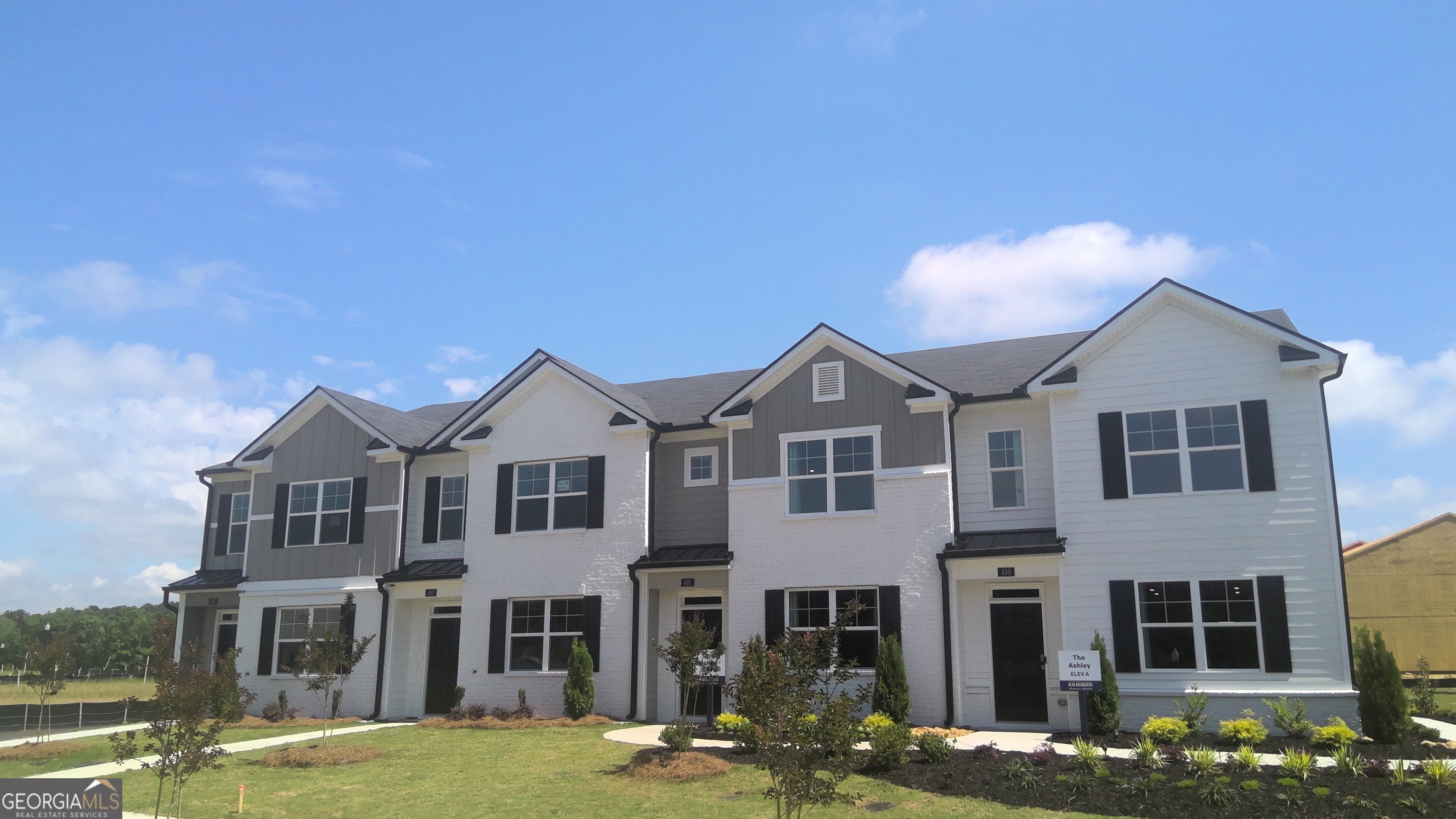 372 Sound Circle Property Photo 1