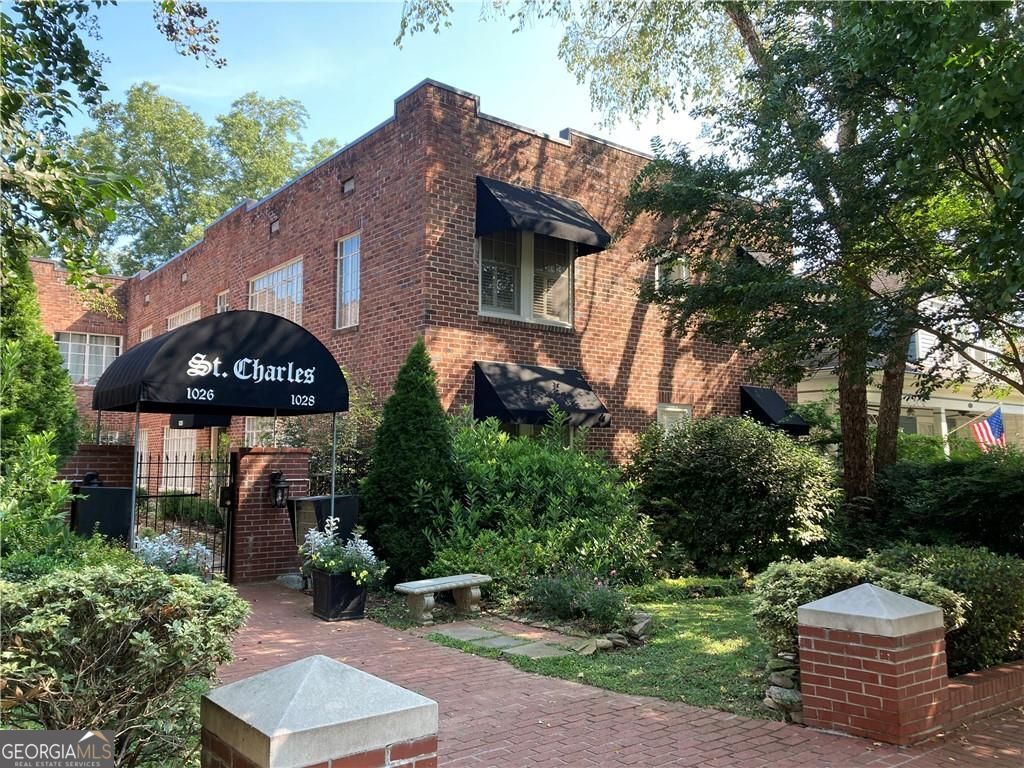 1026 Saint Charles Avenue NE # 15
