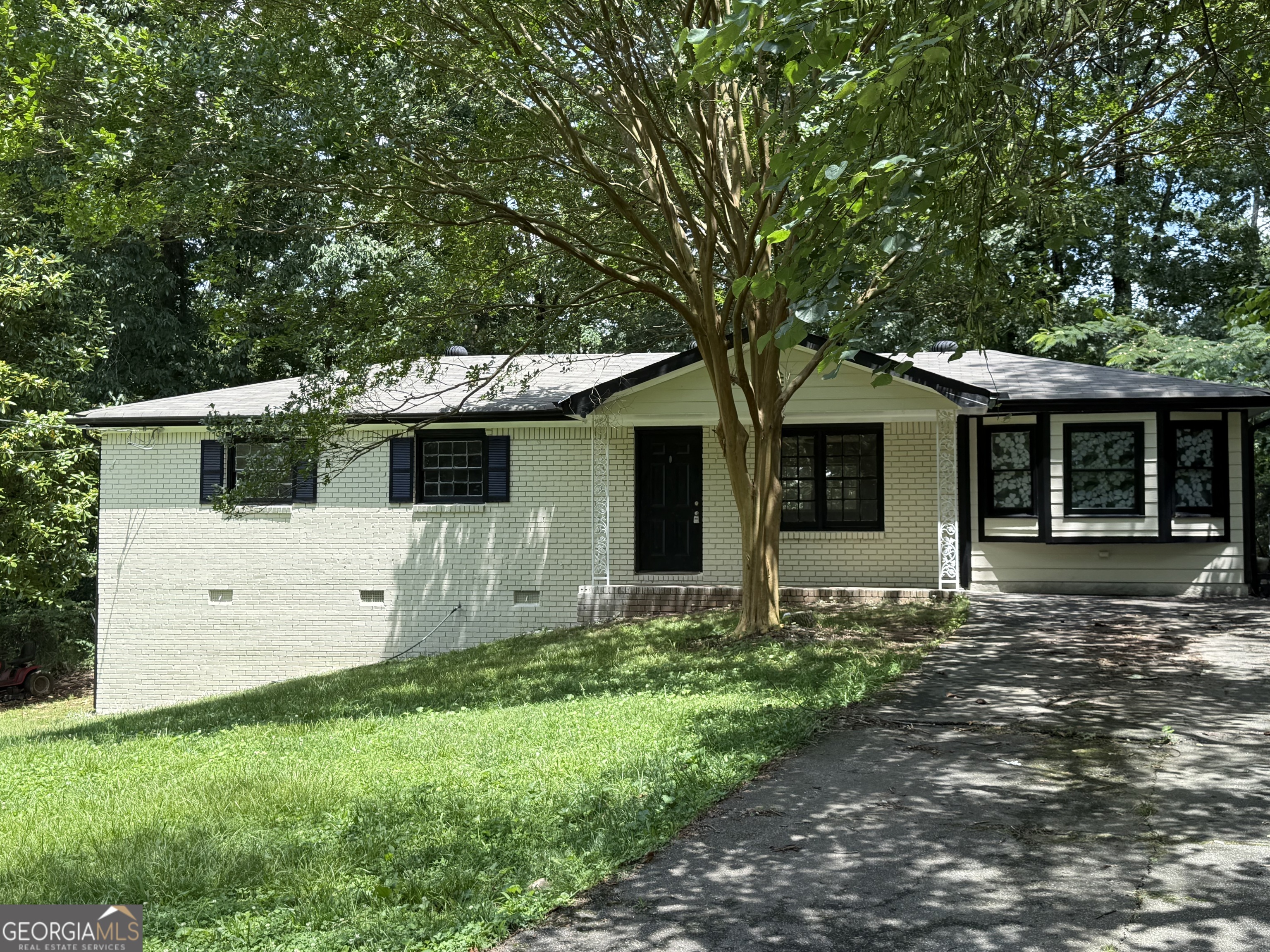 2095 Mulkey Road Sw Property Photo 1