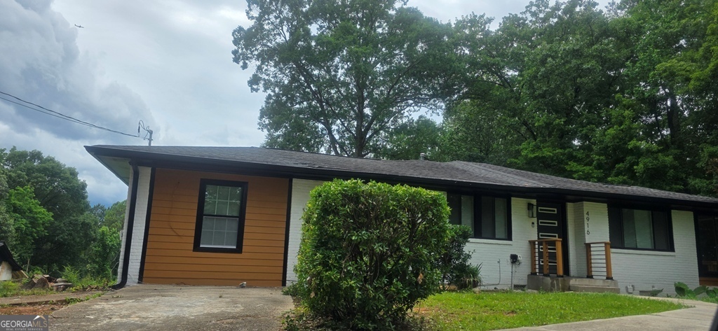 4916 Campbellton Road Sw Property Photo 3