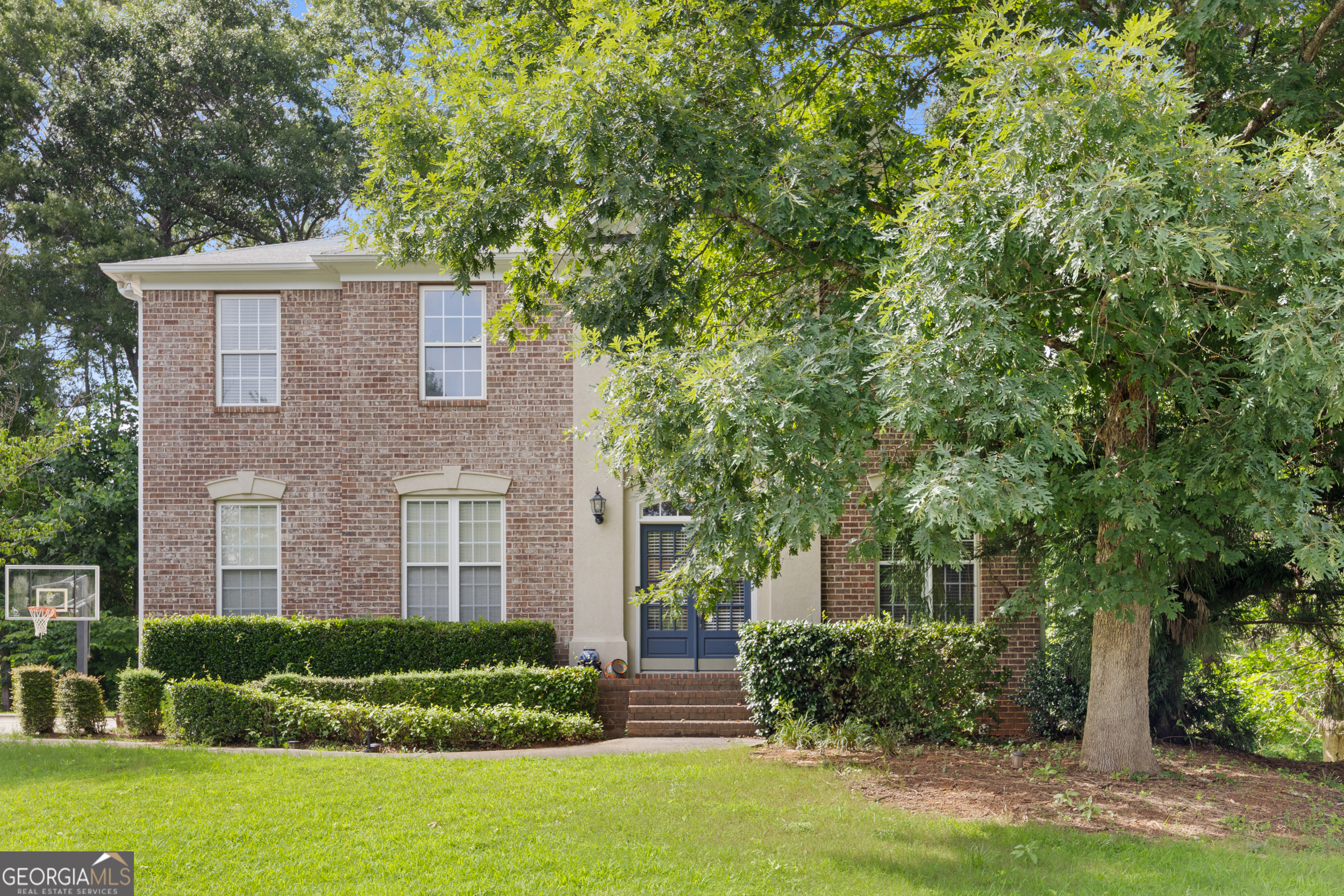 6057 Glencedar Lane Property Photo 1