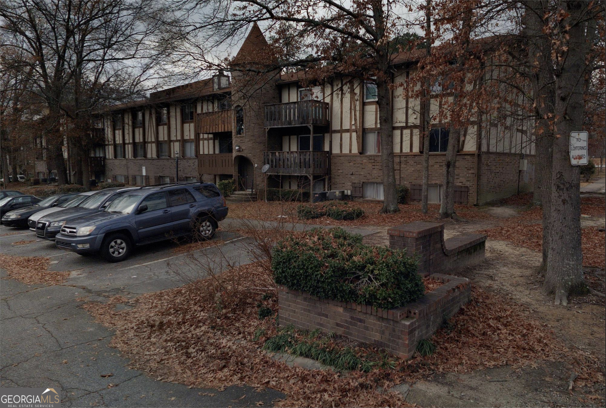 809 Camelot Drive Property Photo 1