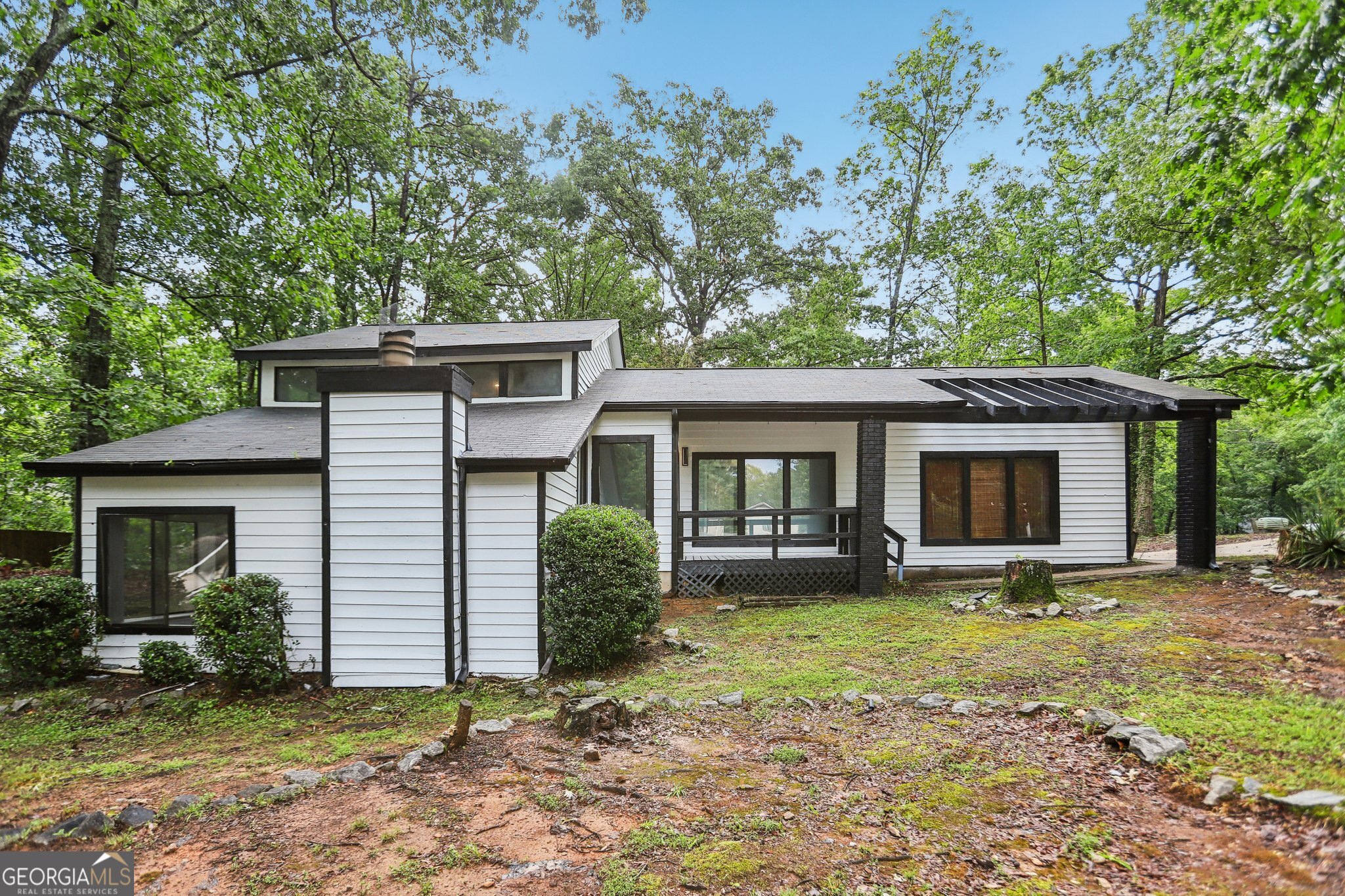 6700 Knollwood Circle Property Photo 1
