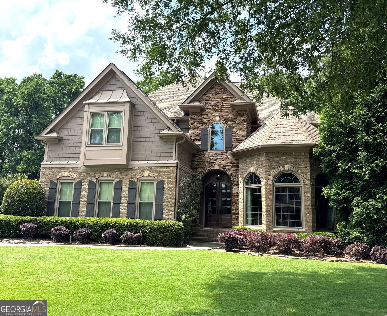2071 Havenview Court Property Photo 1