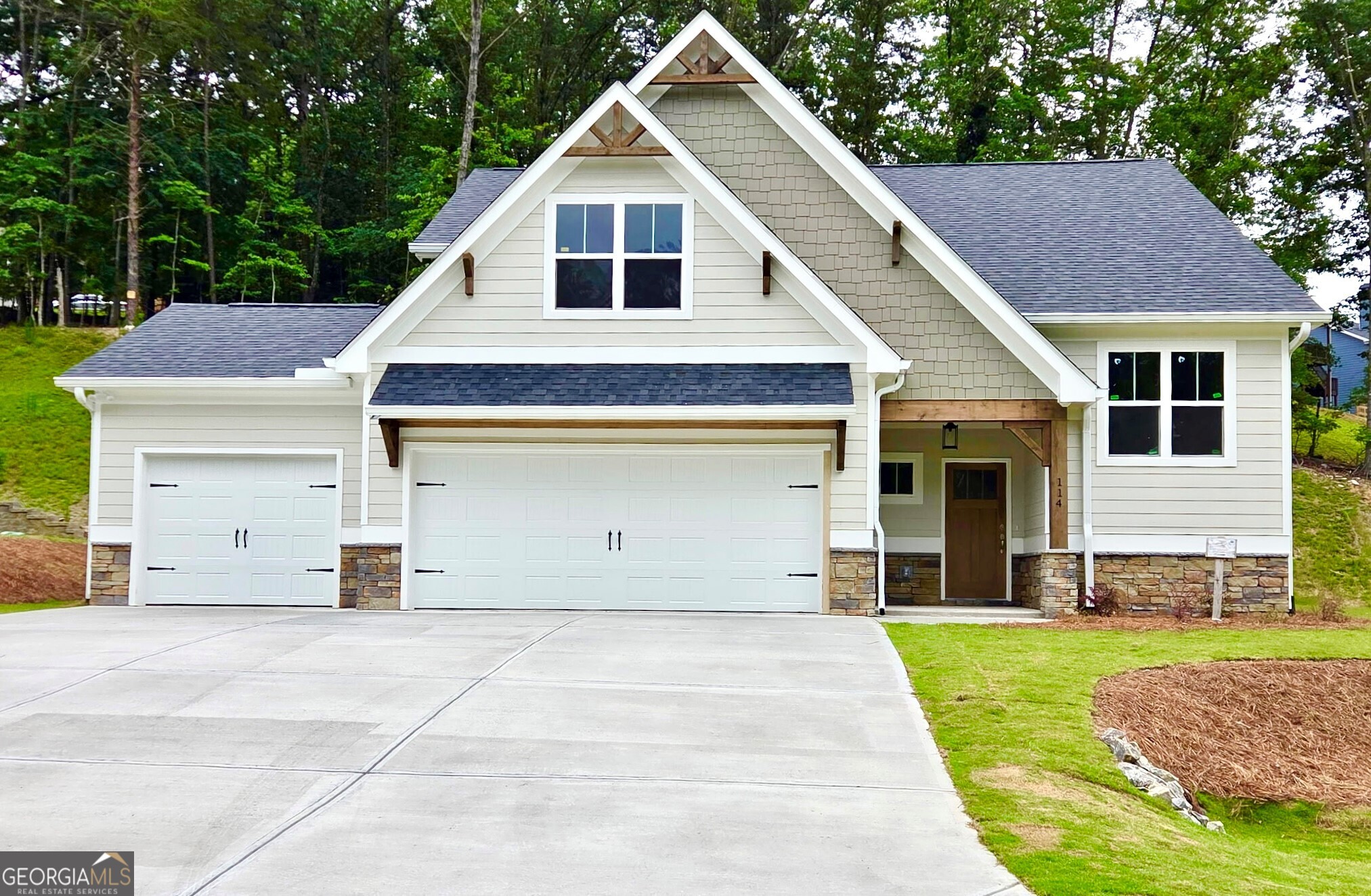 114 Fort Gibson Court Property Photo 1